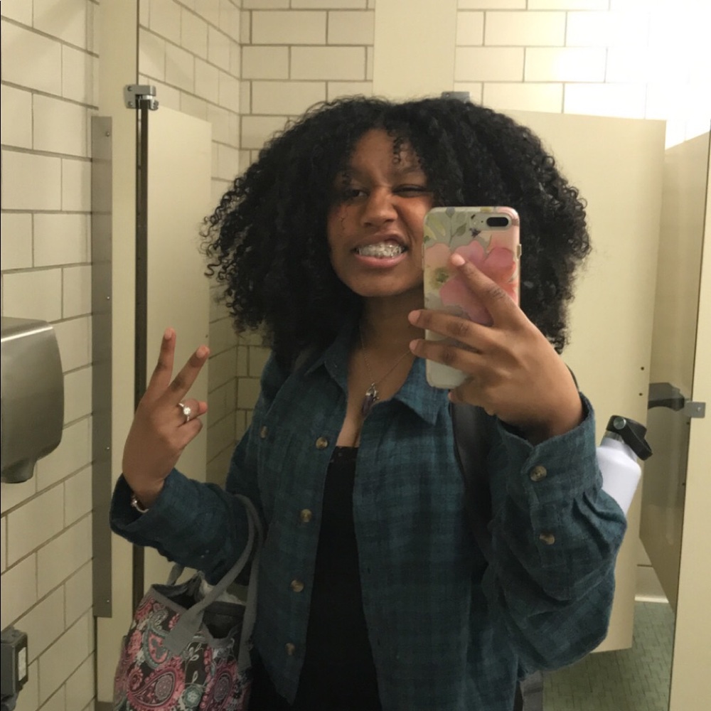 Meet your Posher, Ali